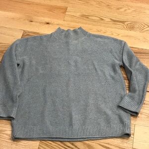 No tag but quality mock turtleneck sweater, soft